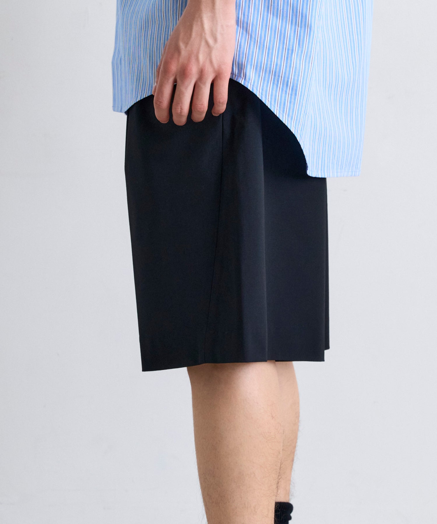 2-TUCK HALF SLACKS / ツータック ハーフスラックス