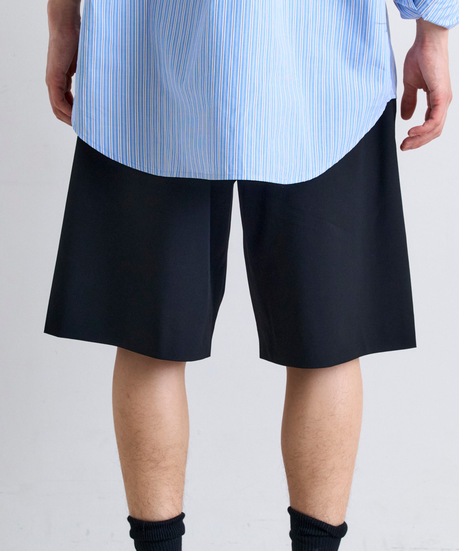 2-TUCK HALF SLACKS / ツータック ハーフスラックス
