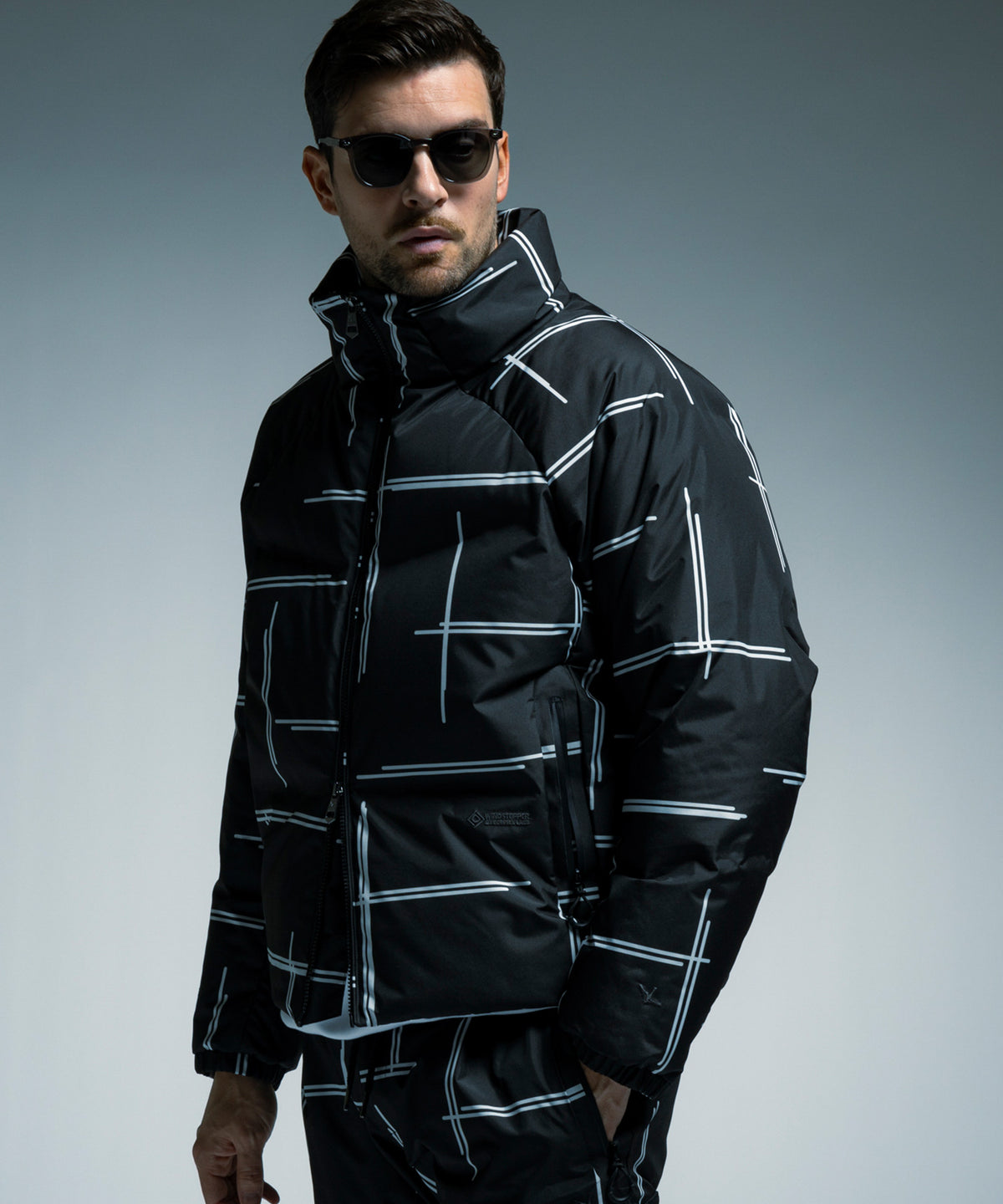 【10月中旬お届け予約商品】STAND COLLAR SHORT DOWN JACKET スタンドカラー ショートダウンジャケット / WINDSTOPPER PRODUCTS BY GORE-TEX LABS