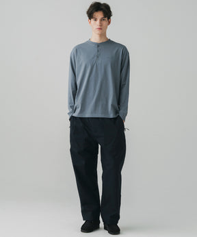 HENLEY NECK SNAP LONG SLEEVE TEE