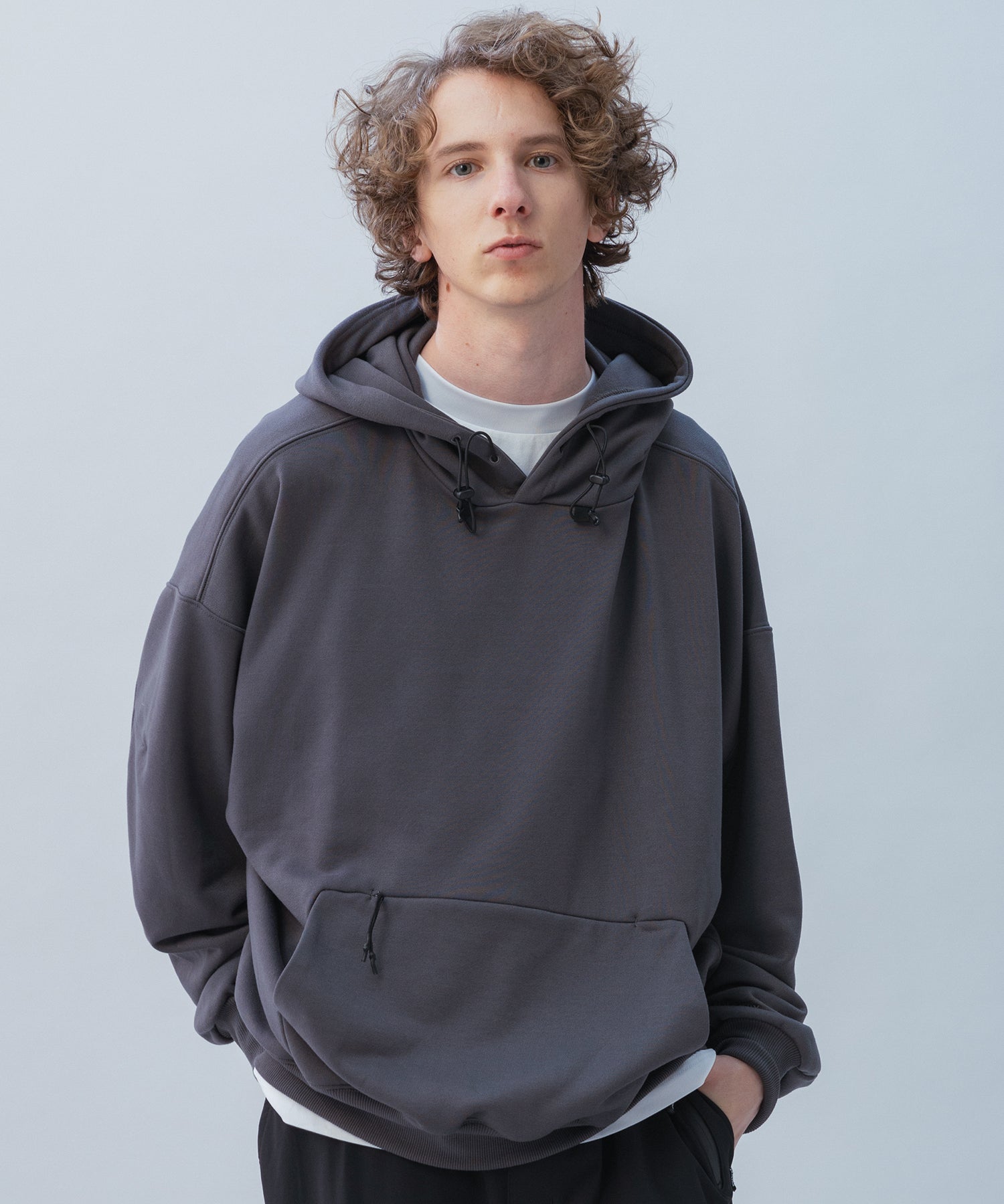 TECH SWEAT HOODIE / テック スウェット フーディー