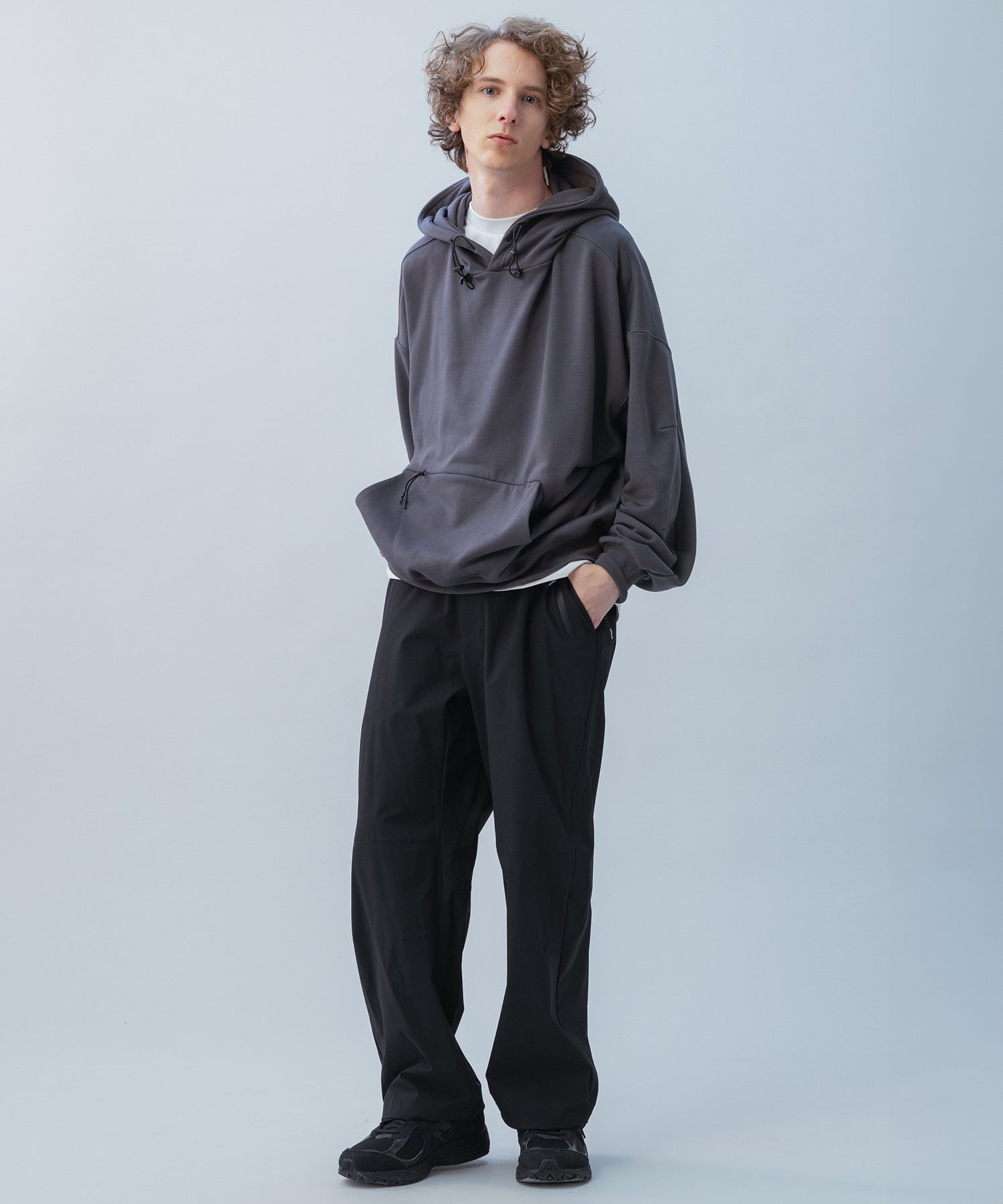 TECH SWEAT HOODIE / テック スウェット フーディー