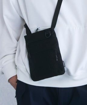 UTILITY SACOCHE / ユーティリティ サコッシュ