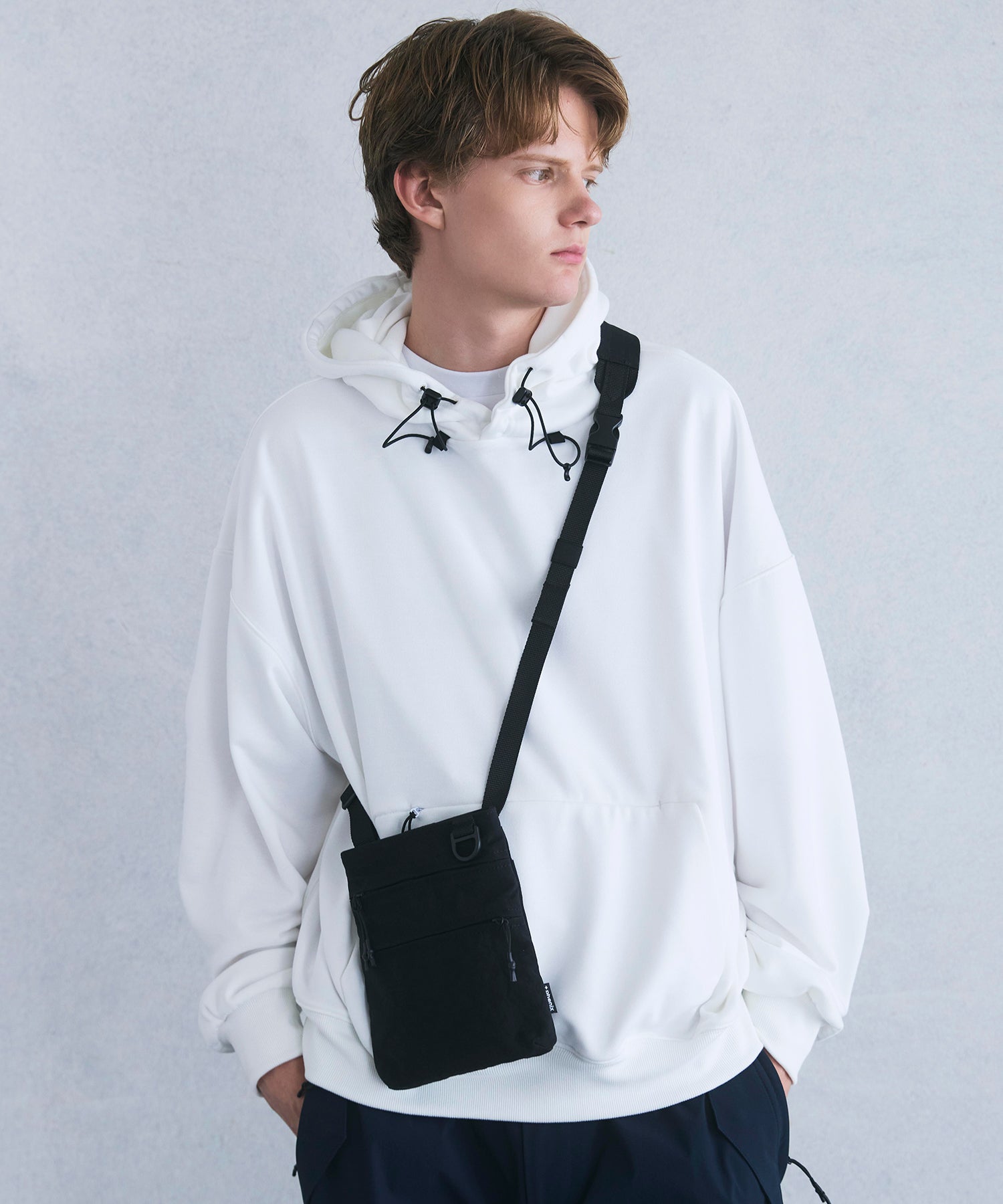 UTILITY SACOCHE / ユーティリティ サコッシュ