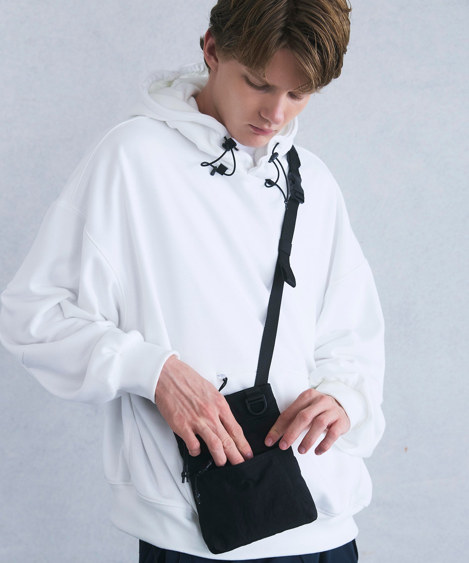 UTILITY SACOCHE / ユーティリティ サコッシュ