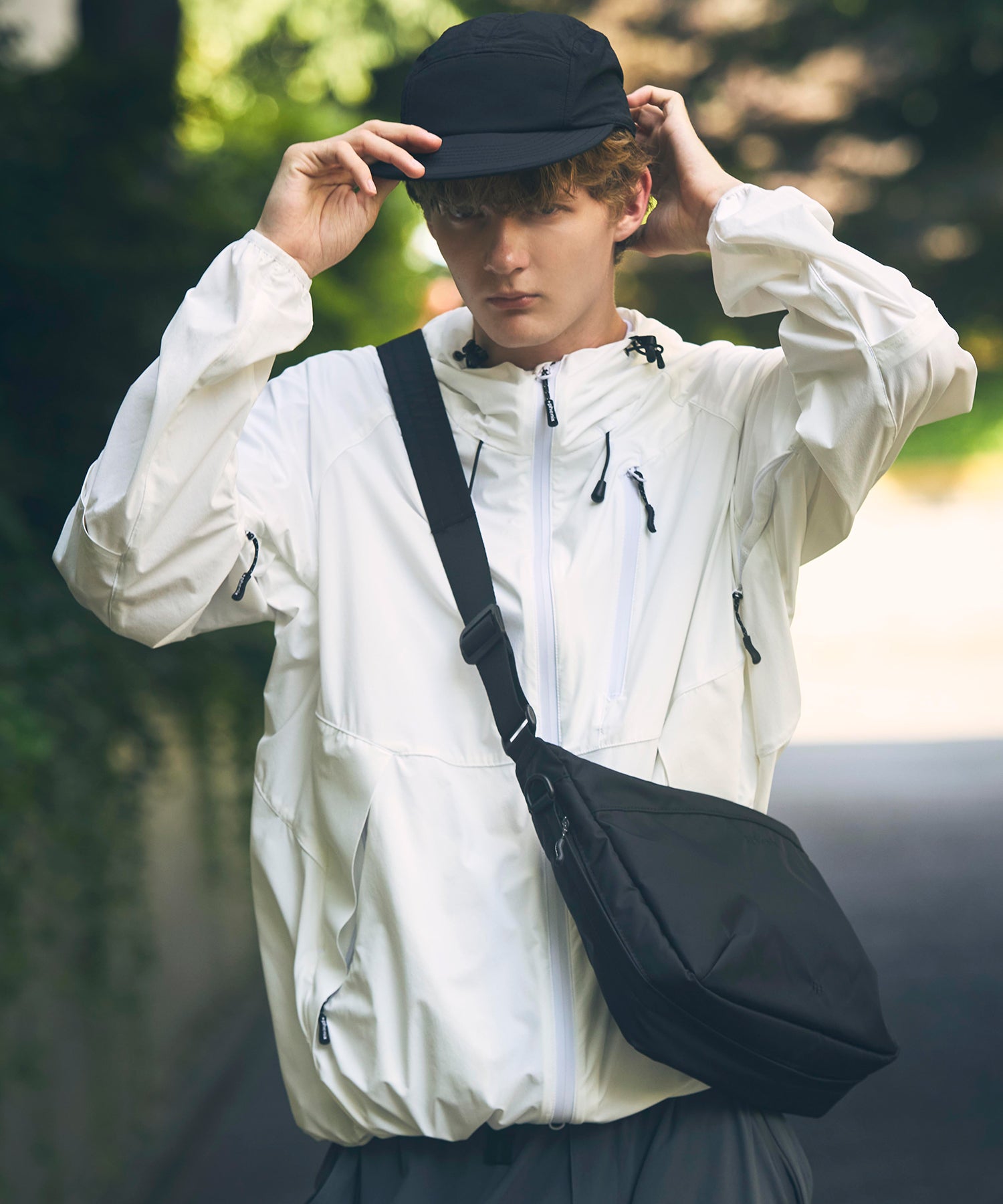 EXPAND SHOULDER BAG 6+ / エクスパンド ショルダーバッグ