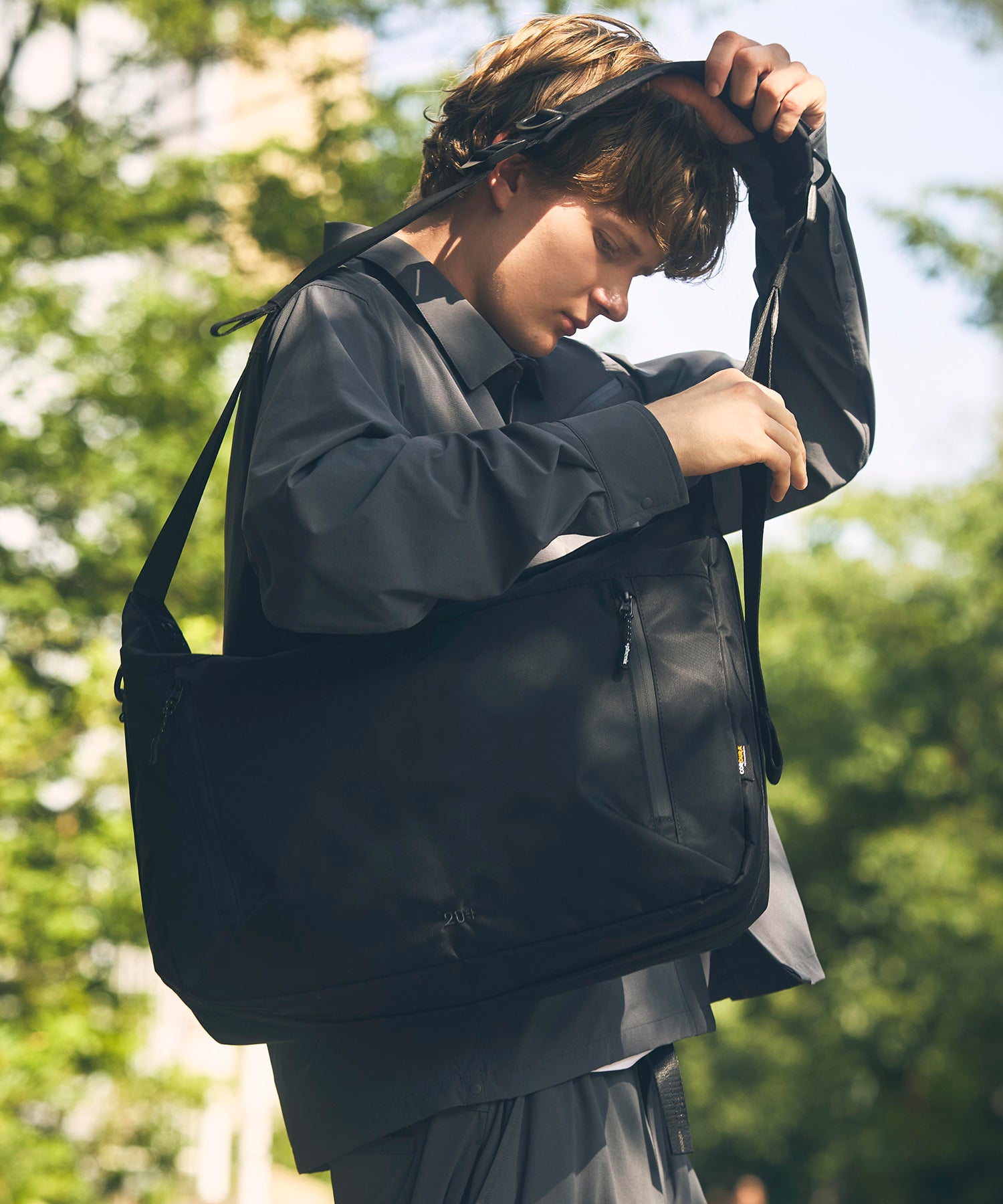 EXPAND SHOULDER BAG 20+ / エクスパンド ショルダーバッグ