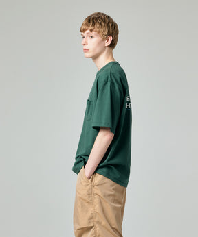 DISTORTED SLOGAN POCKET TEE