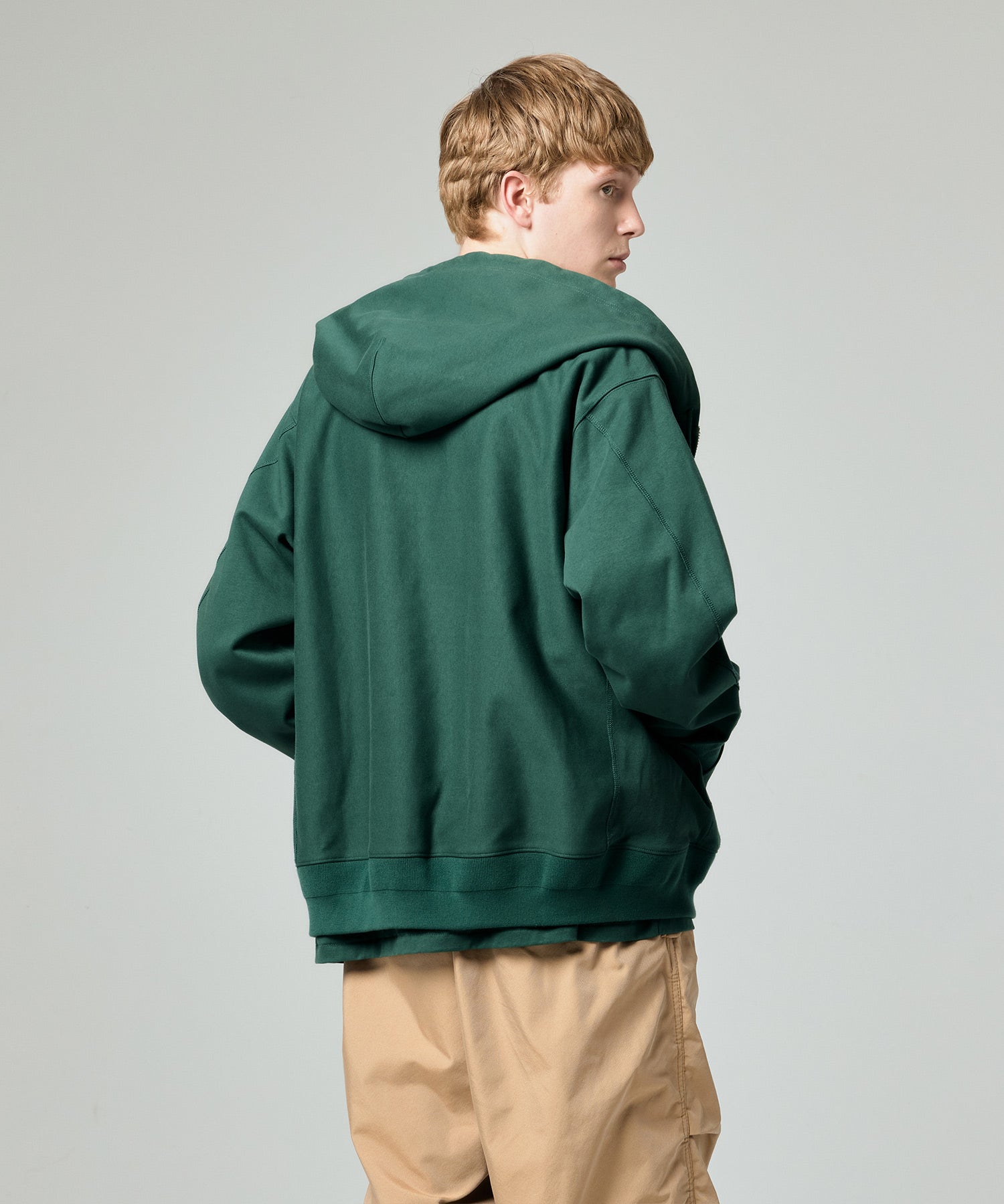 AERO STILL HALF ZIP SWEAT SHIRT