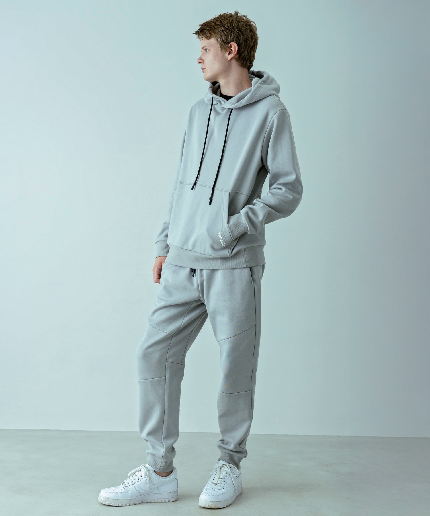 【MENS】HEAVY DUTY JOGGER SWEAT PANTS  ヘビーデューティー ジョガースウェットパンツ / +phenix(プラスフェニックス)