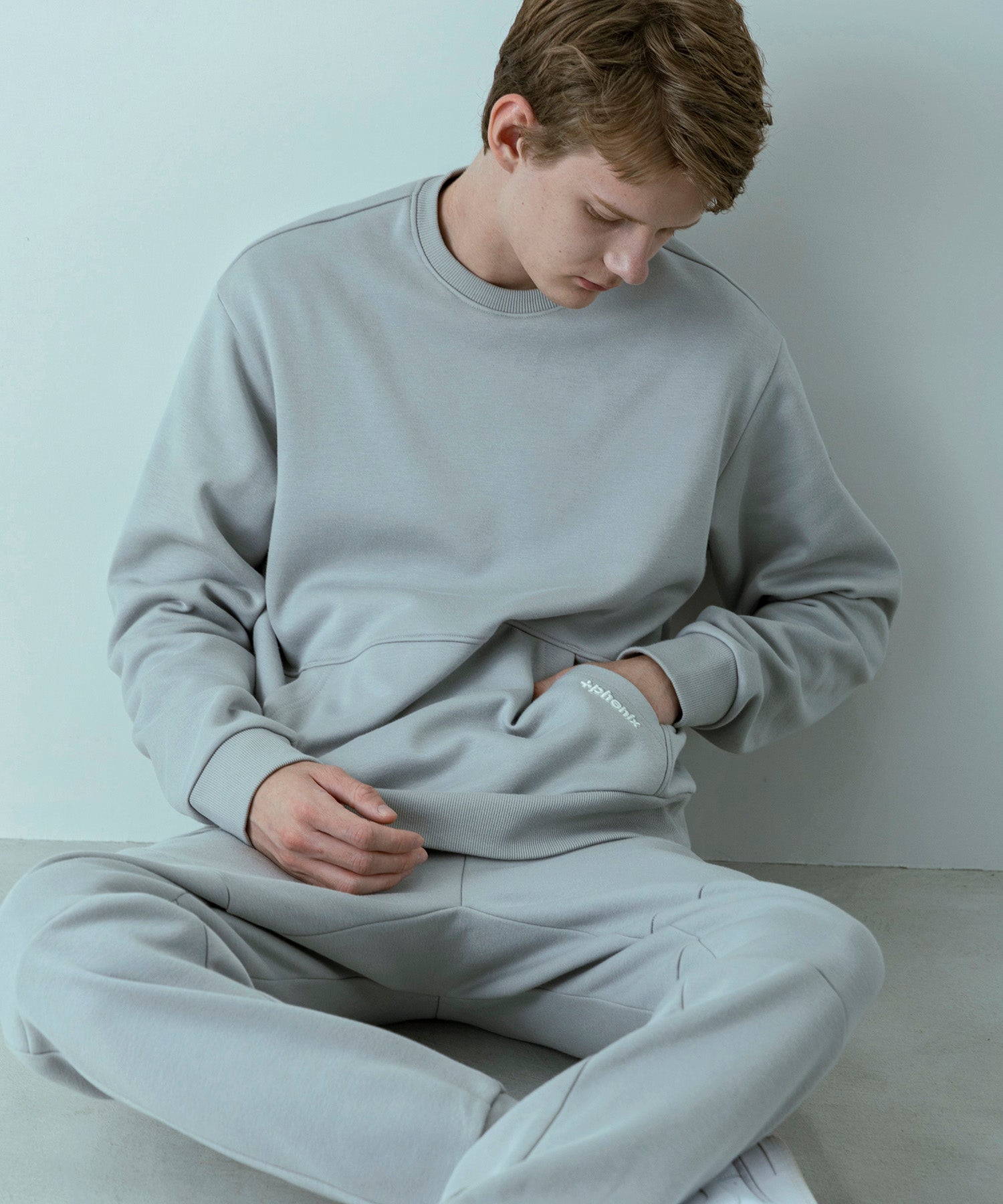 【MENS】HEAVY DUTY CREW NECK SWEAT  ヘビーデューティー クルーネックスウェット / +phenix(プラスフェニックス)