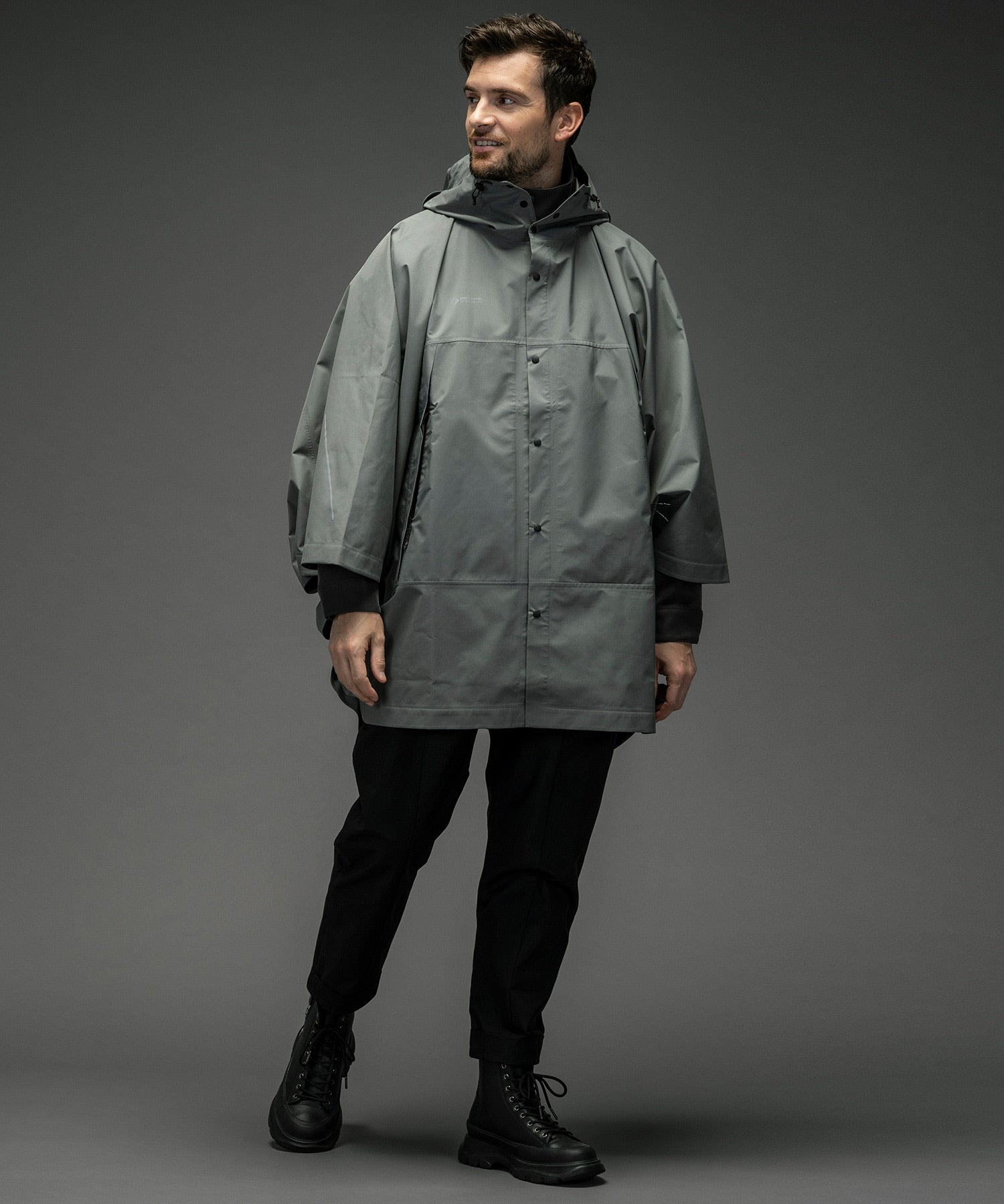 UTILITY PONCHO ユーティリティポンチョ / WINDSTOPPER プロダクト by GORE-TEX LABS
