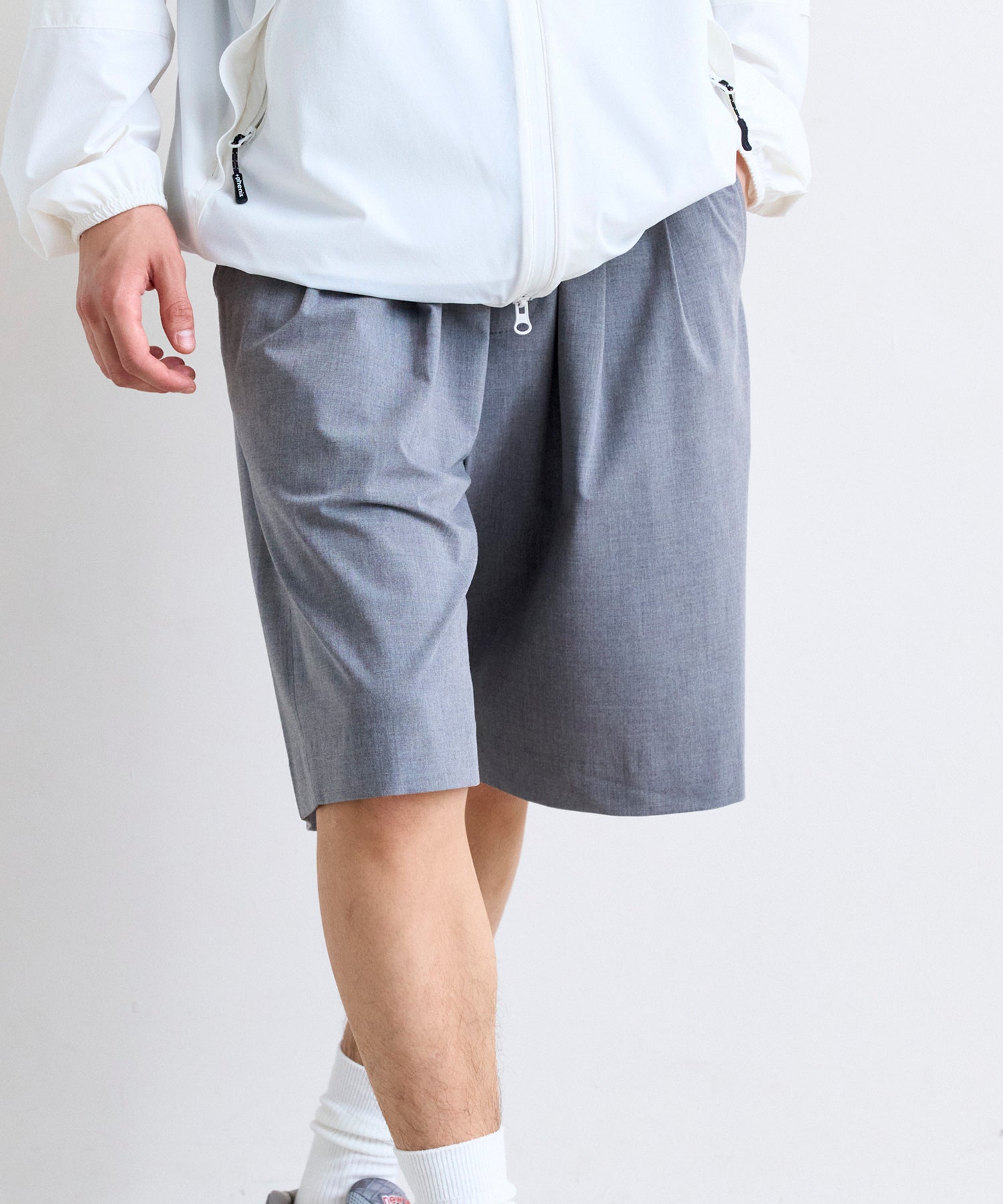 2-TUCK HALF SLACKS / ツータック ハーフスラックス