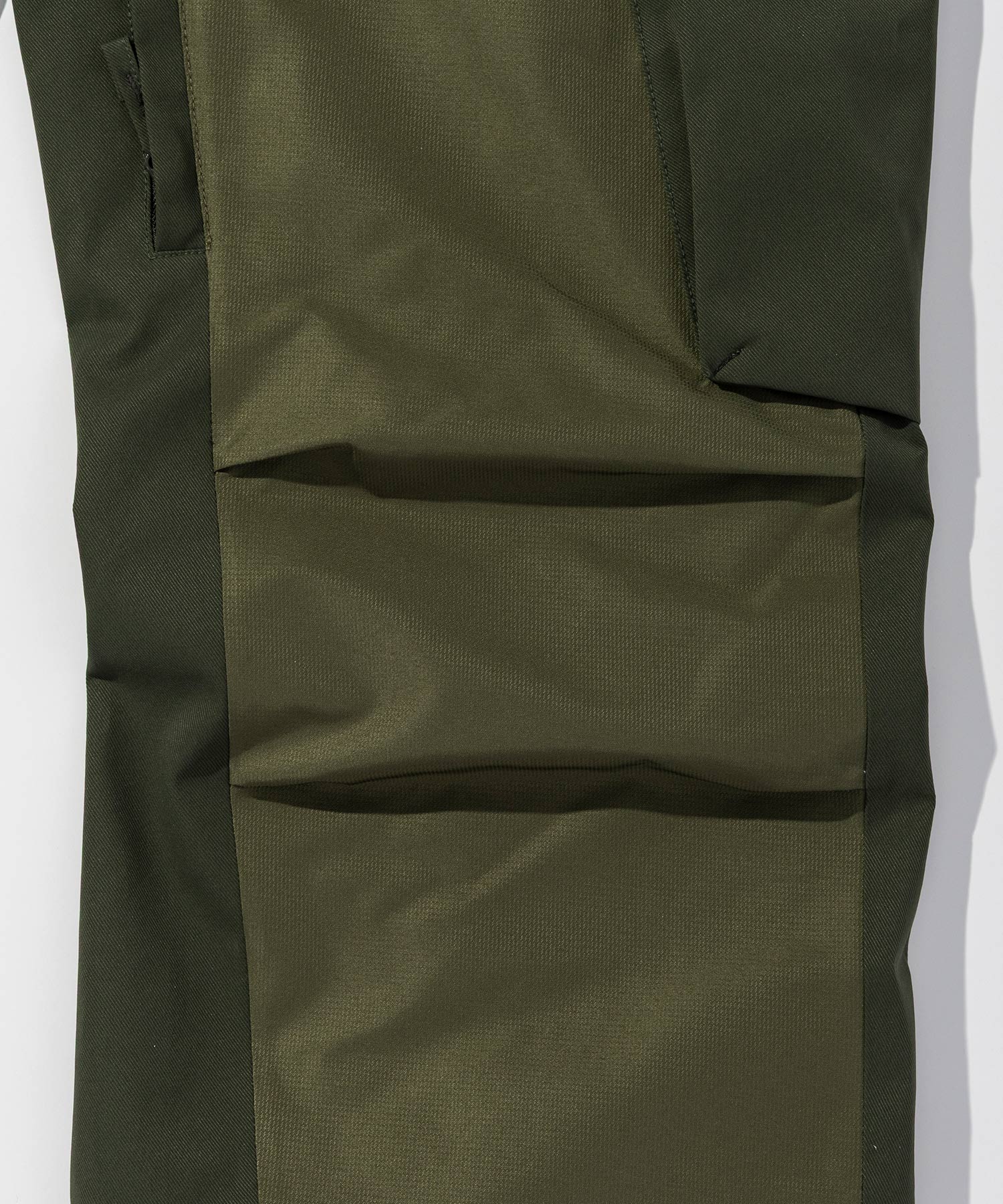 【10月上旬お届け予約商品】【MENS】Explorer Bib Pants / エクスプローラビブパンツ / phenix スキーウェア 26AW / APD