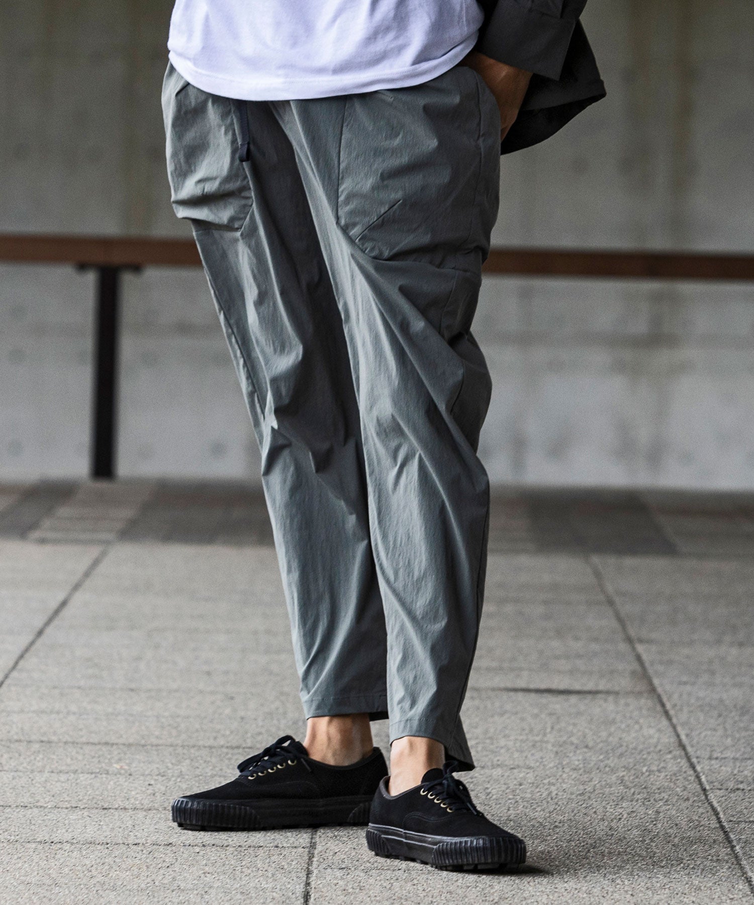 【MENS】Zak Pants KAR ザックパンツ ザックポケット 大容量ポケット ロングパンツ メンズパンツ / karu-stretch taffeta II / アルクフェニックス