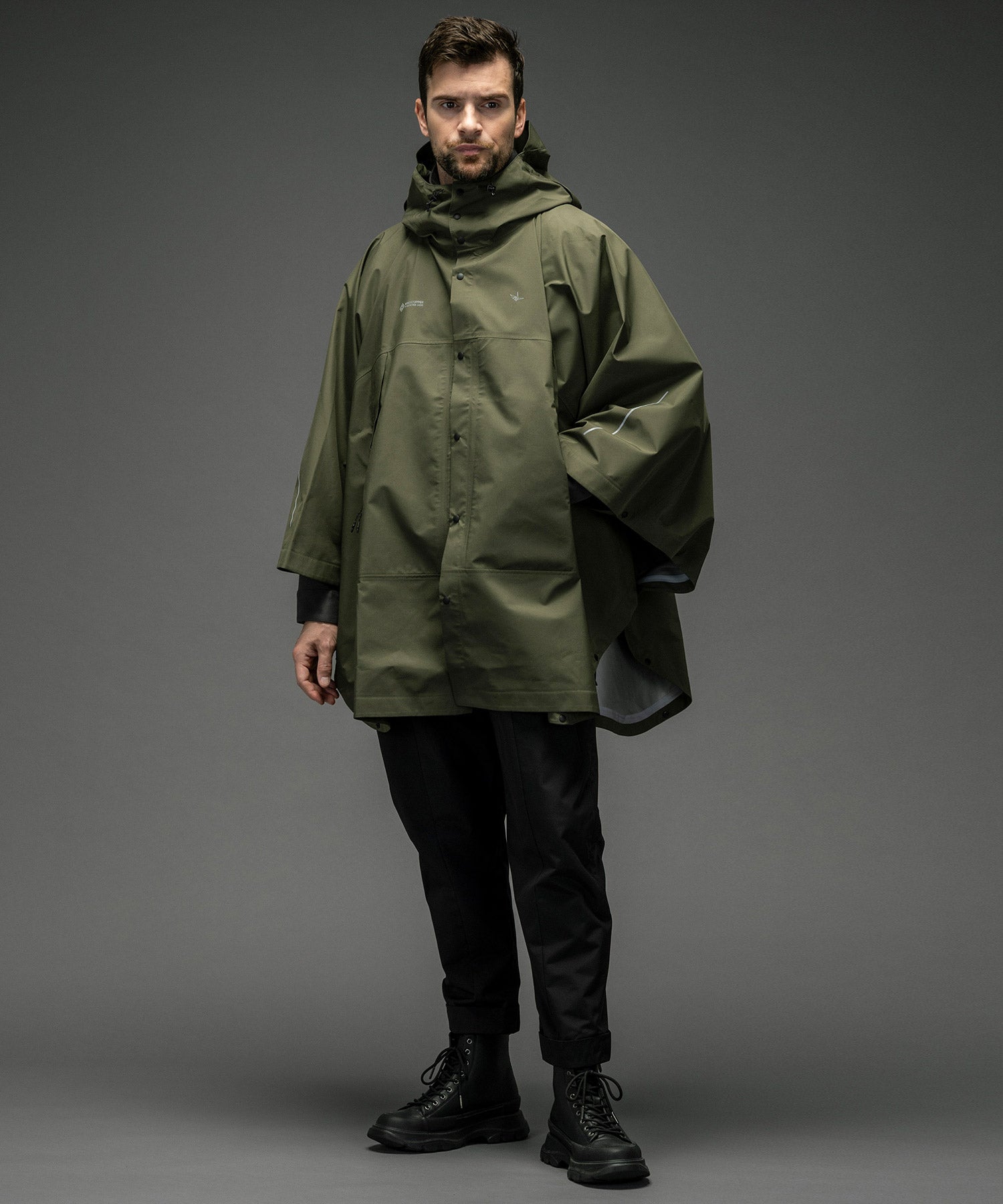 UTILITY PONCHO ユーティリティポンチョ / WINDSTOPPER プロダクト by GORE-TEX LABS
