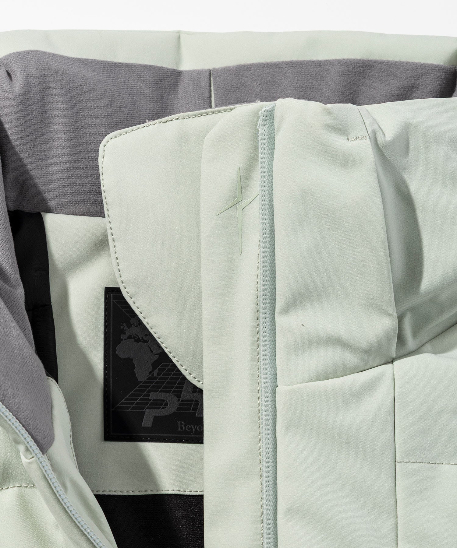 【10月上旬お届け予約商品】【WOMENS】Soft Frame Jacket / ソフトフレームジャケット / phenix スキーウェア 26AW / ADVANCE-ACTIVE