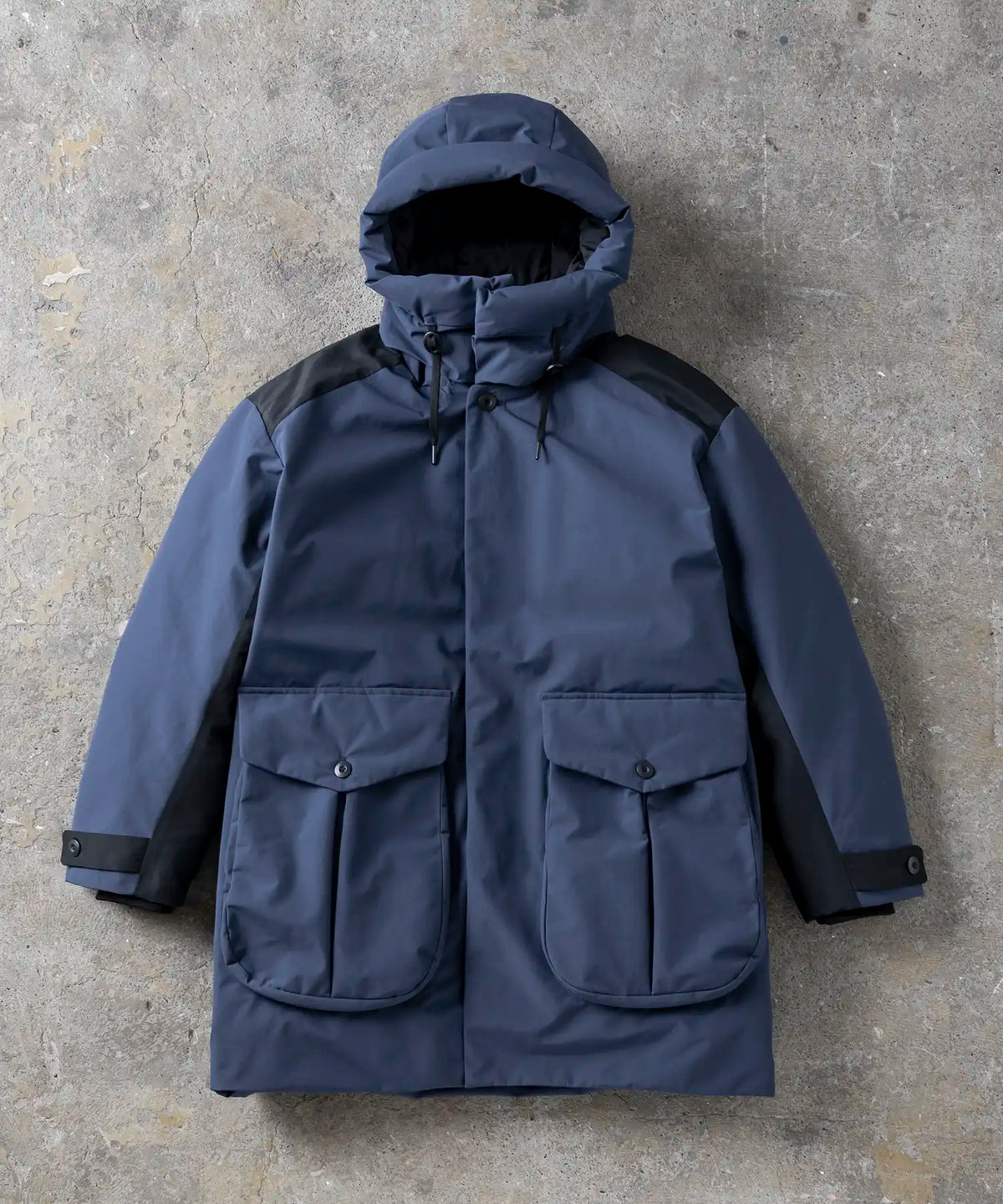 【MENS】GORE DOWN CARGO COAT / WINDSTOPPER(R) プロダクト BY GORE‑TEX LABS 2023年10月下旬お届け