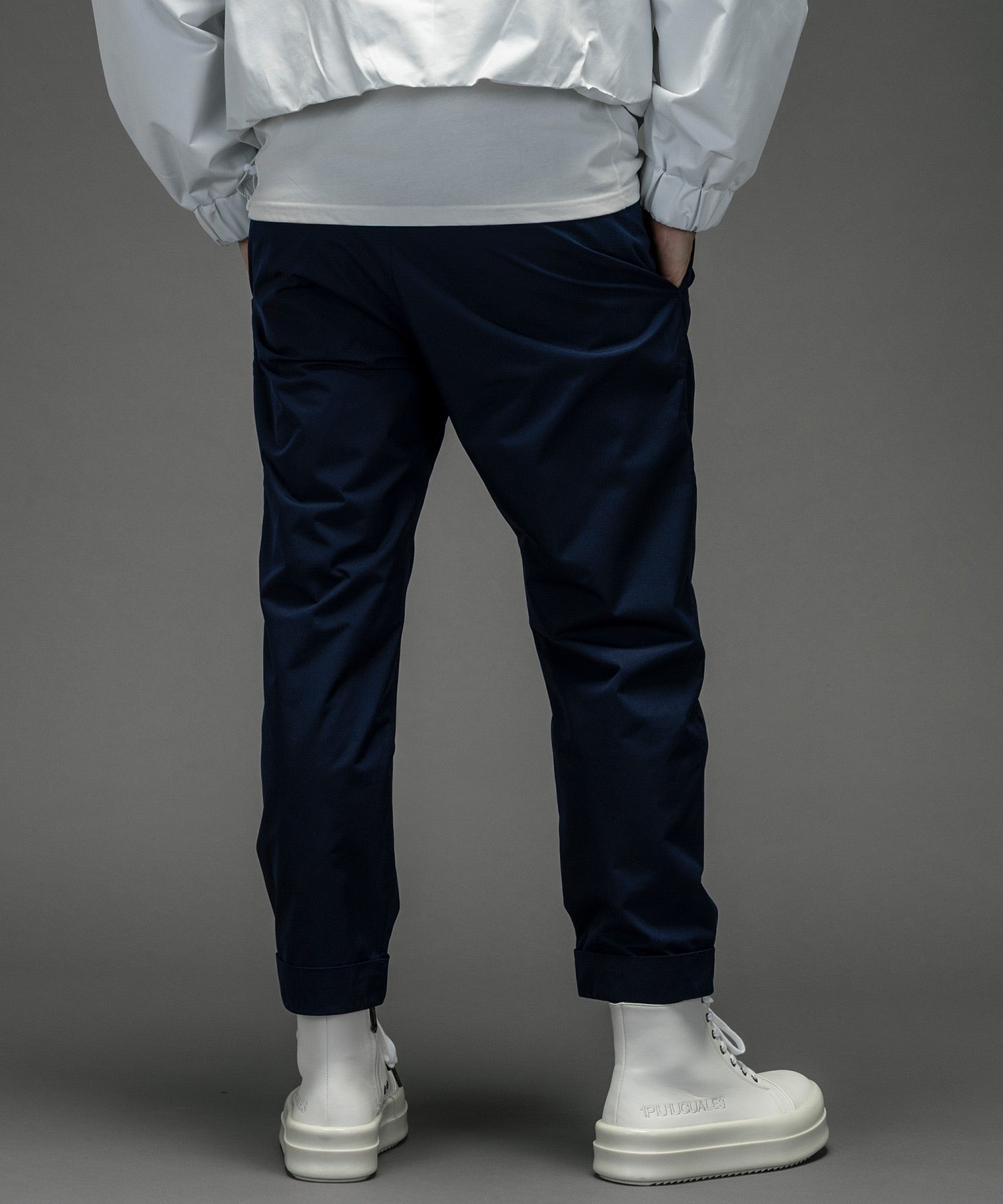 CROPPED SLACKS クロップドスラックス / WINDSTOPPER プロダクト by GORE-TEX LABS