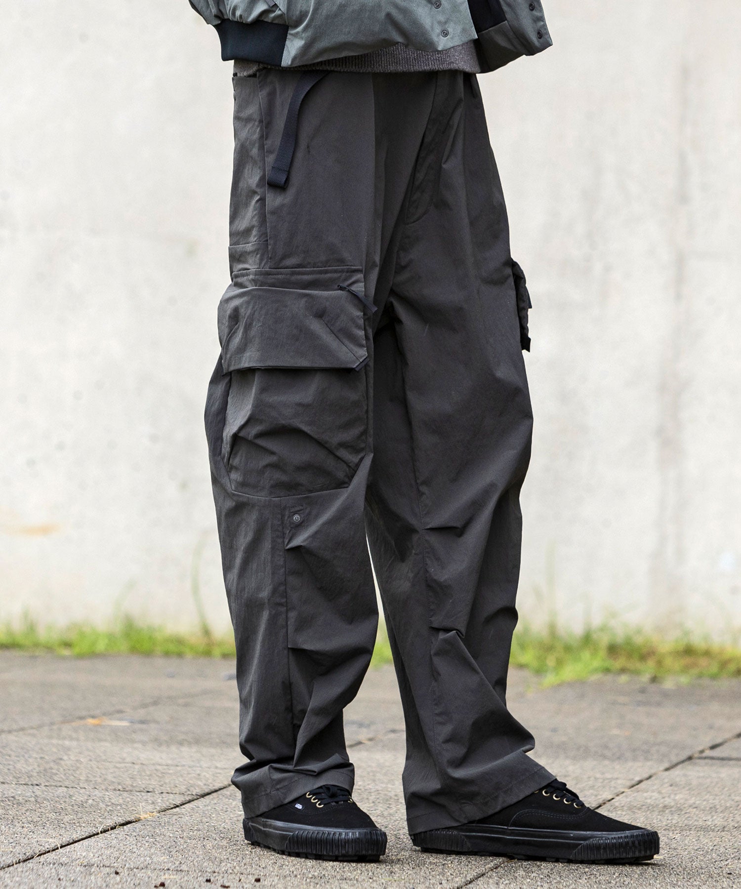 【MENS】Cargo Pants KAR カーゴパンツ 大容量ポケット ロングパンツ メンズパンツ 撥水 ザックポケット / karu-stretch taffeta II / アルクフェニックス