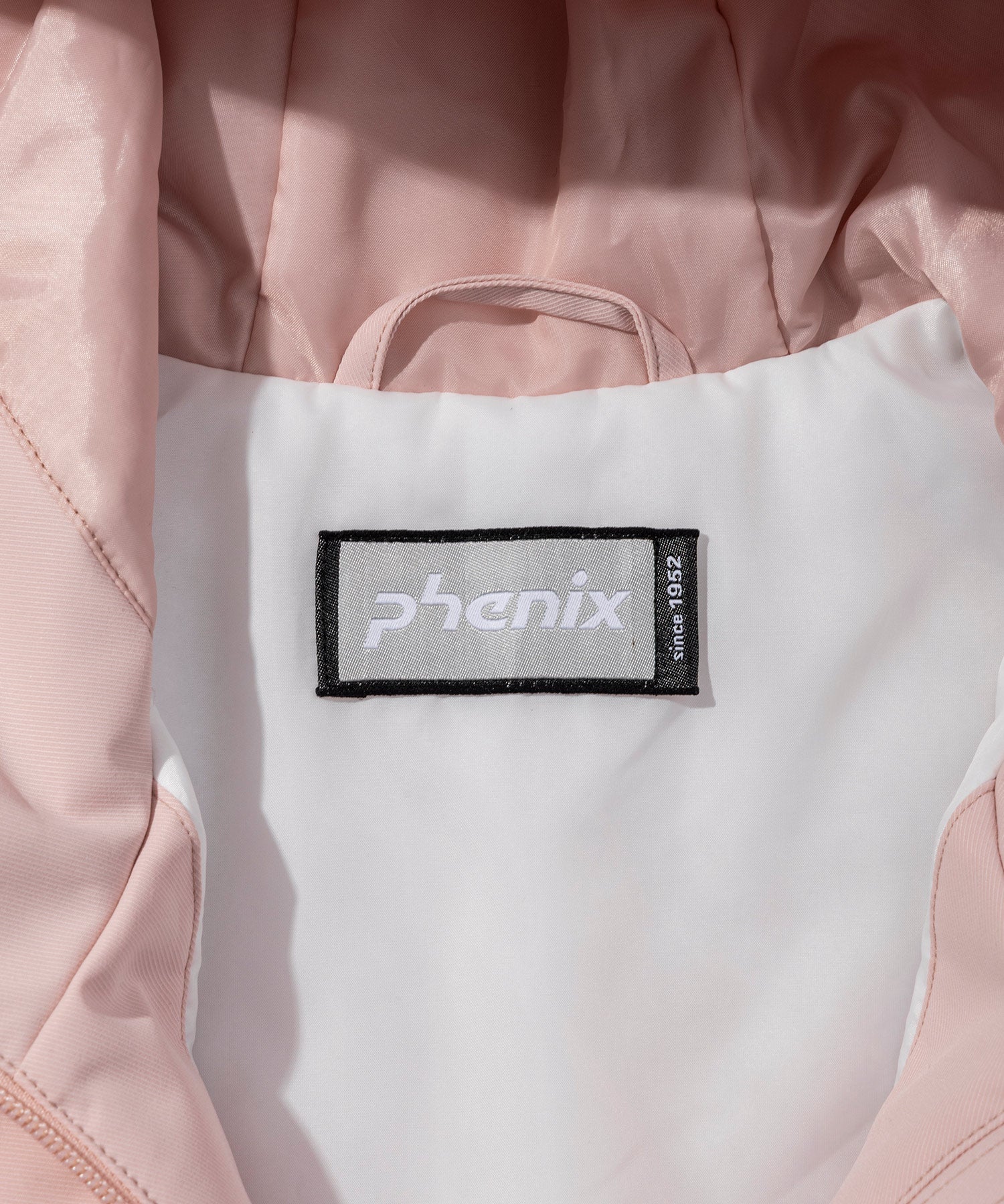 【10月上旬お届け予約商品】【WOMENS】ESSENTIAL SUITS / エッセンシャルスーツ / phenix スキーウェア 26AW / 2Piece