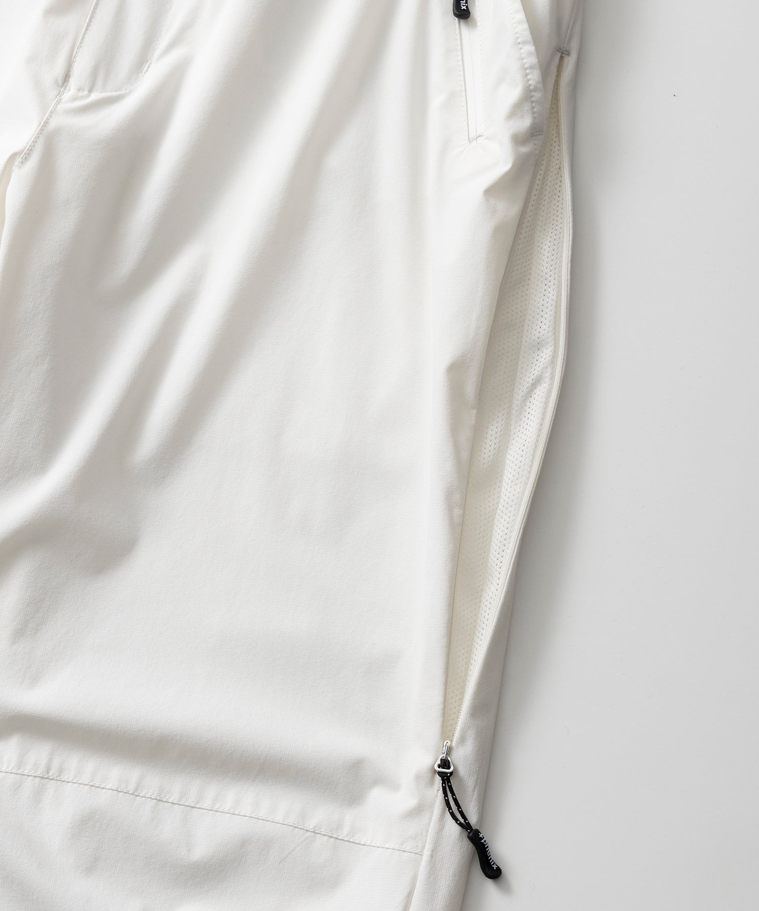 AIRFLOW PANTS / エアフローパンツ