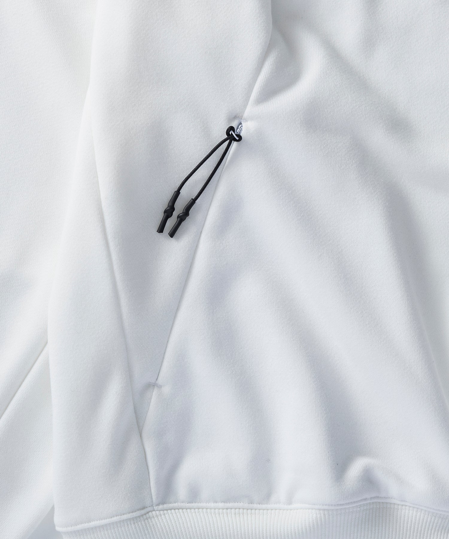 TECH SWEAT CREWNECK / テック スウェット クルーネック