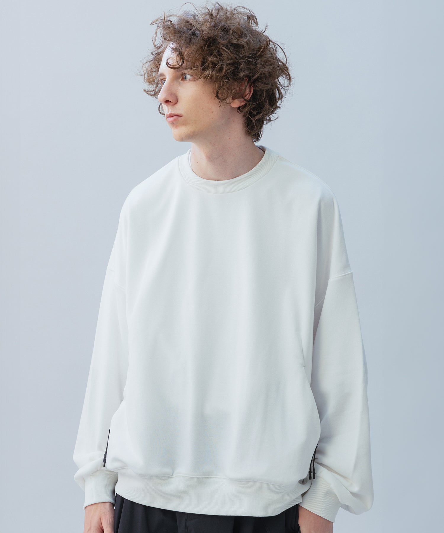 TECH SWEAT CREWNECK / テック スウェット クルーネック