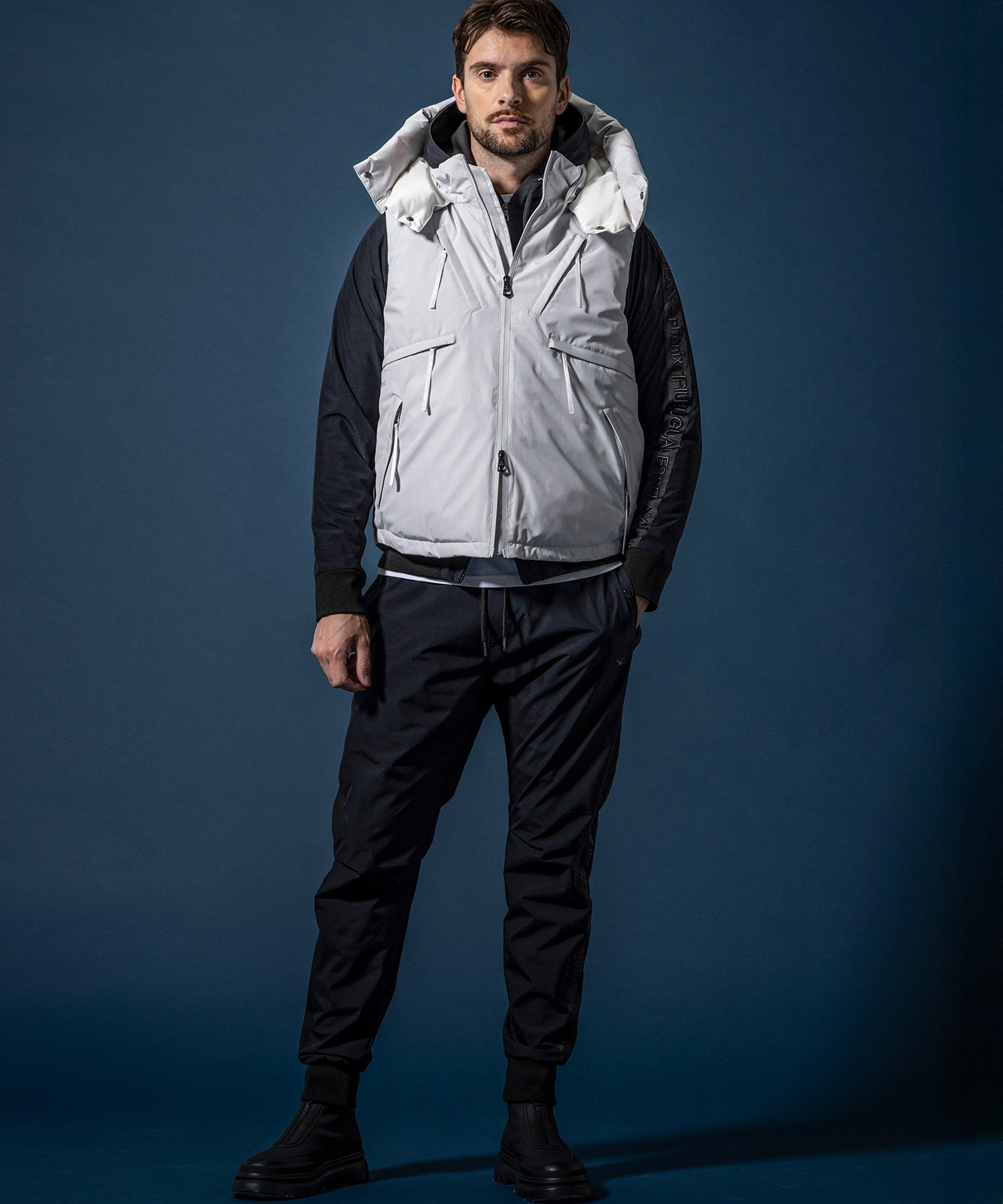 【MENS】GTX DOWN VEST ダウンベスト / WINDSTOPPER(R) プロダクト by GORE-TEX LABS /ウィンドストッパー/ゴアテックス/1PIU1UGUALE3 RELAX × +phenix(ウノピゥウノウグァーレトレ リラックス)