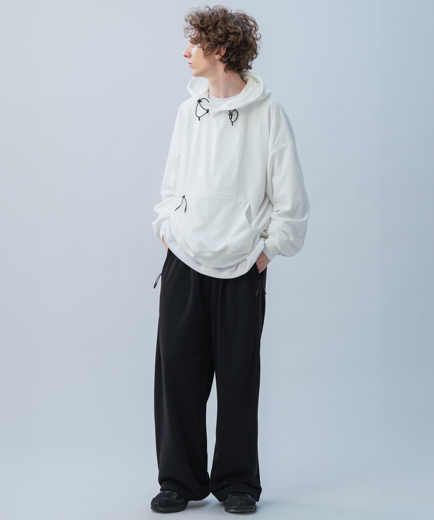 TECH SWEAT HOODIE / テック スウェット フーディー