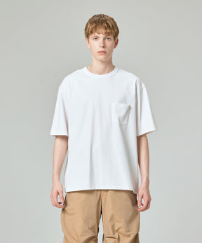 DISTORTED SLOGAN POCKET TEE