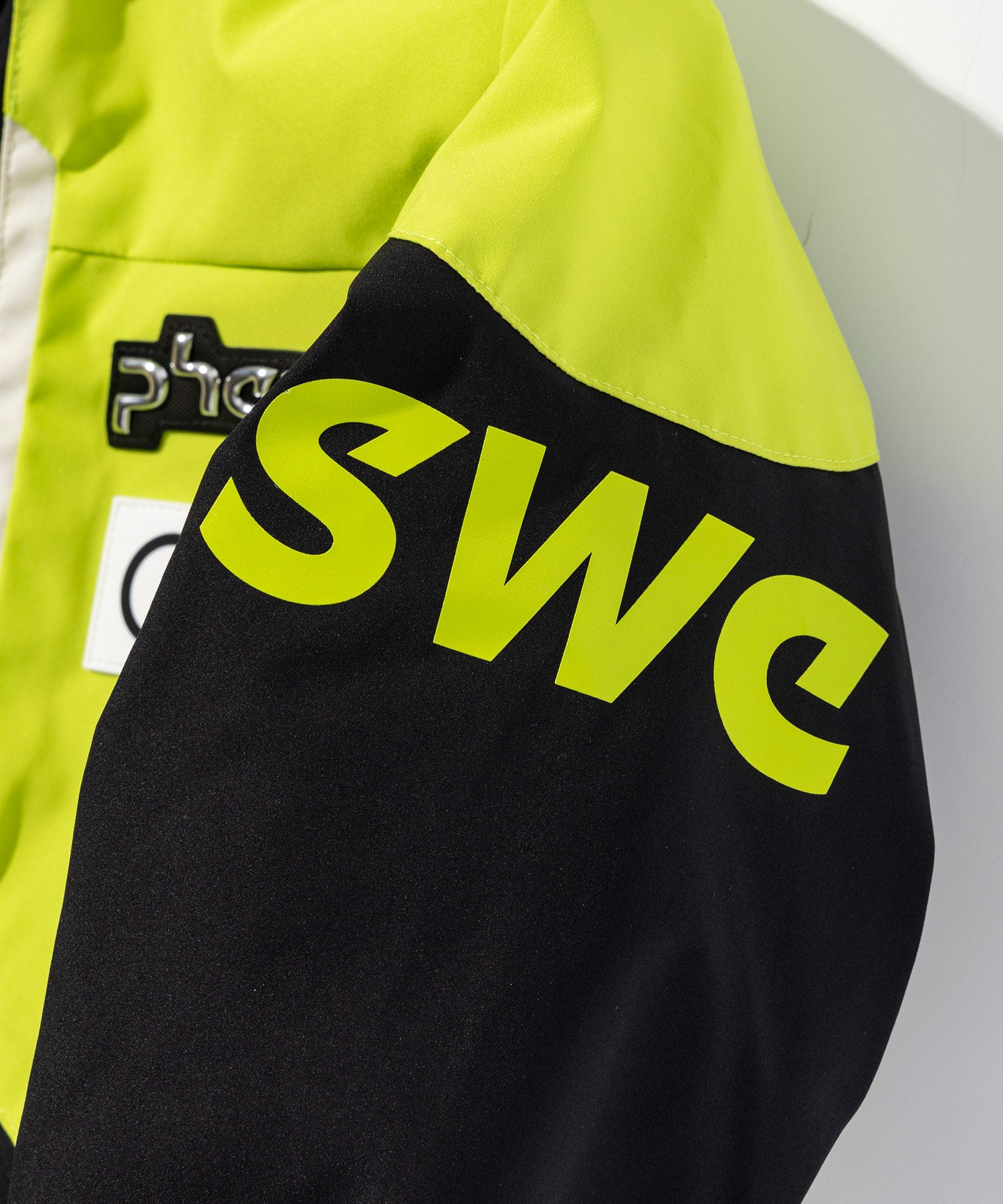 【KIDS/JUNIOR】Sweden Junior Two-Piece / Sweden Junior Two-Piece / phenix Ski Wear 26AW